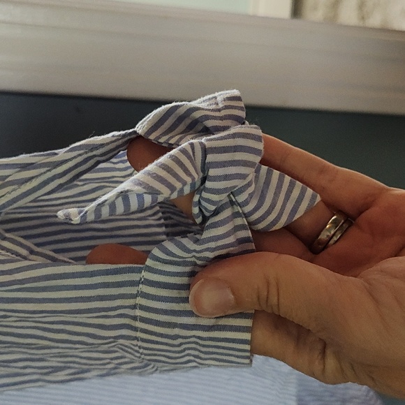 Striped button down blouse - Picture 3 of 4